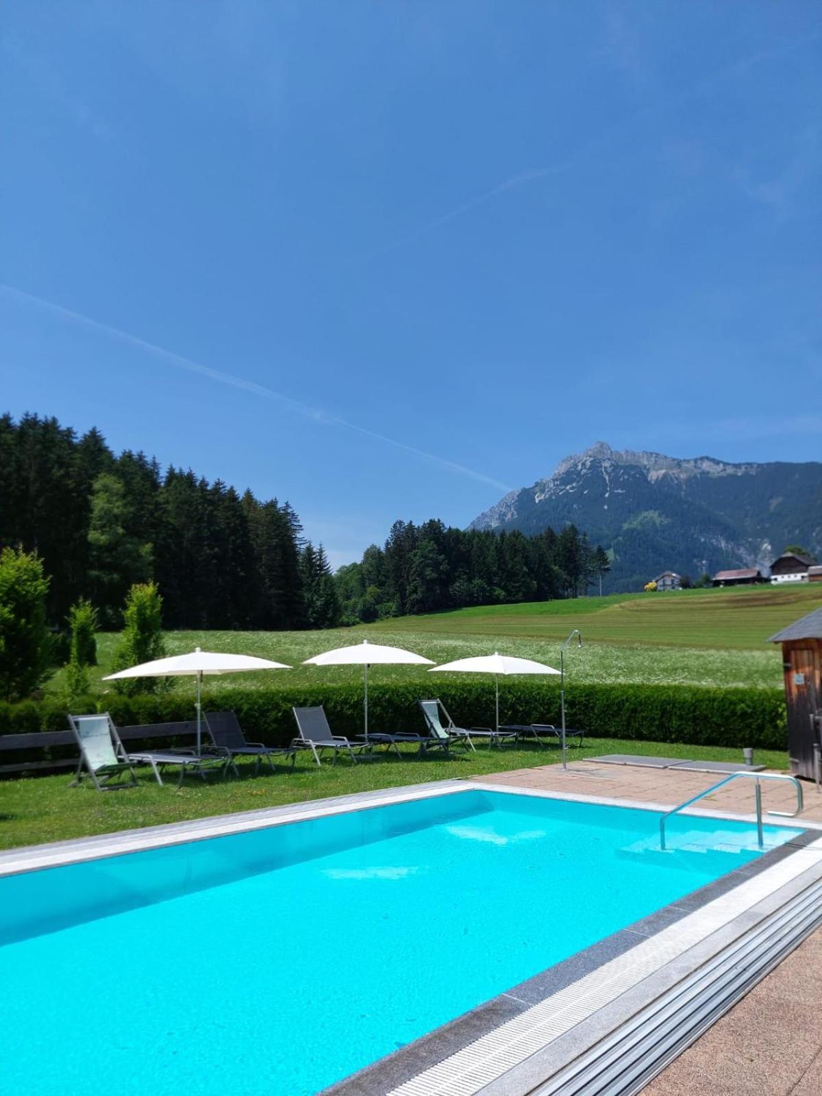 Landhotel Haeuserl Im Wald เกริบมิง ภายนอก รูปภาพ